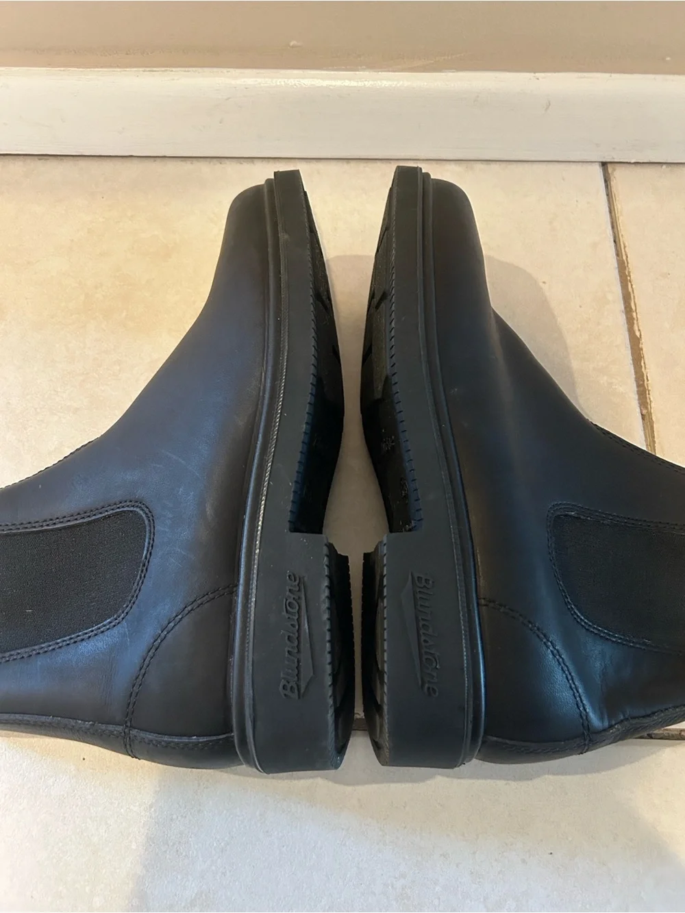 Blundstone Chelsea Boots Black Leather AU 7 US Men’s 8 Womens 10